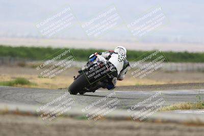 media/May-03-2025-CRA (Sat) [[22b18d099a]]/Races/Race 2/